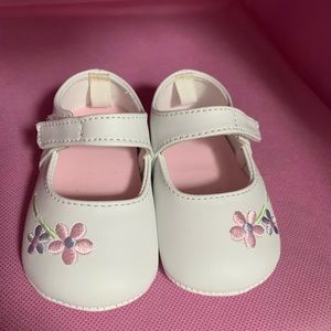 Baby shoes